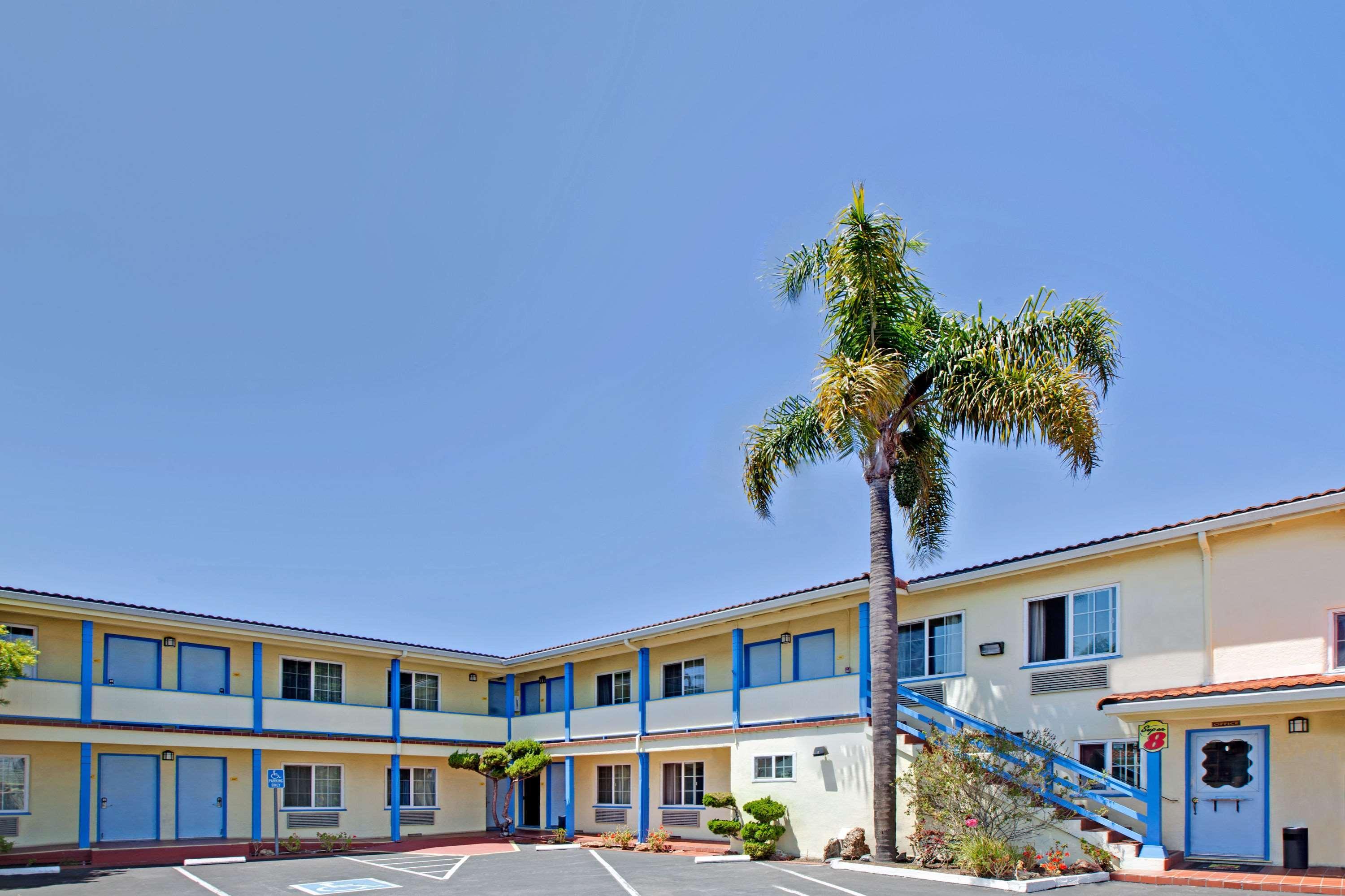 Super 8 By Wyndham Berkeley Motel Buitenkant foto
